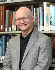 mattheis lorimor headshot