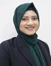 Headshot of Nisma Javed